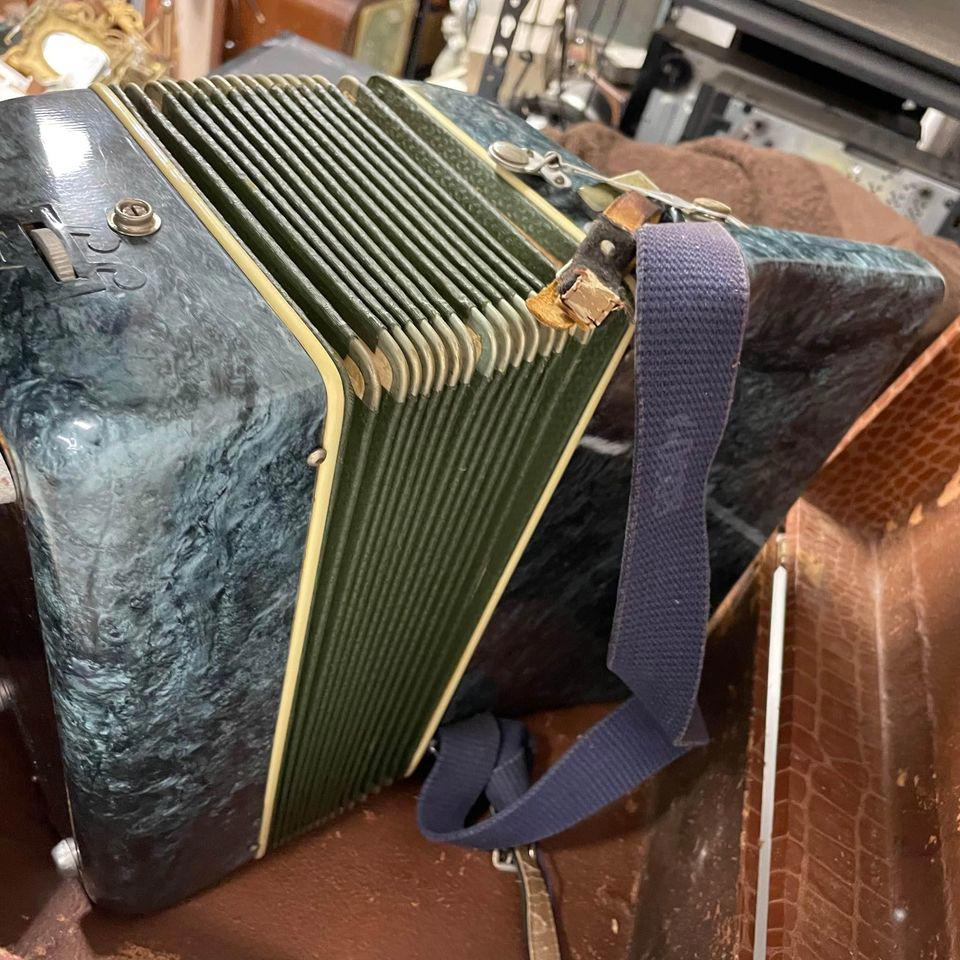 Crucianelli Italian Piano Accordion Pancordion Case Italy