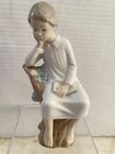 Lladro Vintage Porcelain Figurine Little Boy Thinking Reading Daisa #4876 Spain