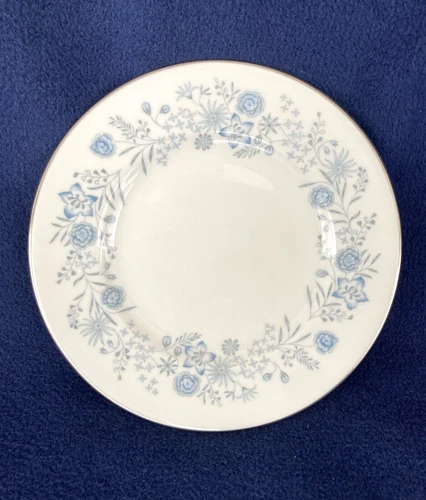 Wedgwood Belle Fleur Bread and Butter Plate Platinum Rim Excellent. 12 available