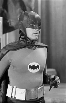 Adam West on Batman Hi Diddle Riddle Smack In The Middle 1966 Old TV ...