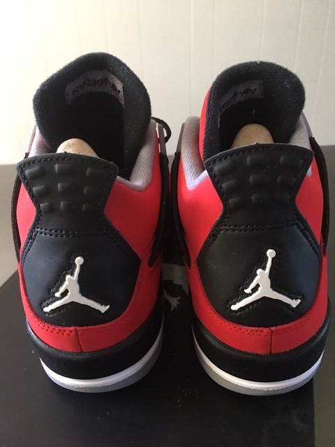 jordan 4 toro bravo box