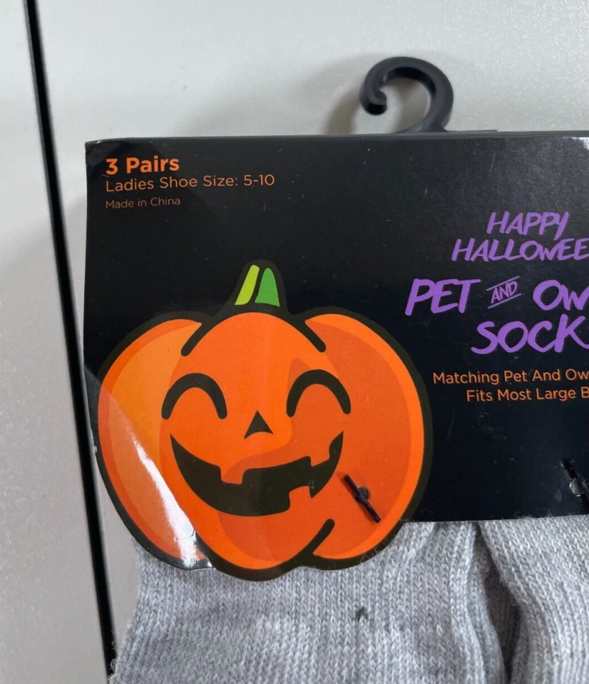 NUEVO CON ETIQUETAS Feliz Halloween Calabazas/Patas Mascota y Dueño 2 Pares Calcetines Talla 5-10 Y Una Mascota Foto 2 de 4