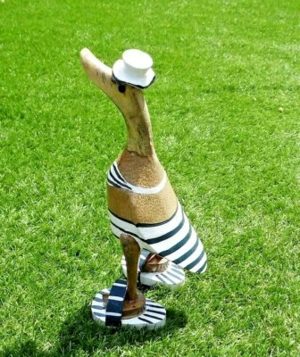 Laufente in Badelatschen+ Hut 33 cm Duck in Beach Look Teak Holz Ente Summertime - Bild 1 von 3
