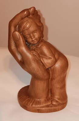 RARE 1978 Ceramic Acorn Distributors Chicago Columbia Figurine Boy on Large Hand