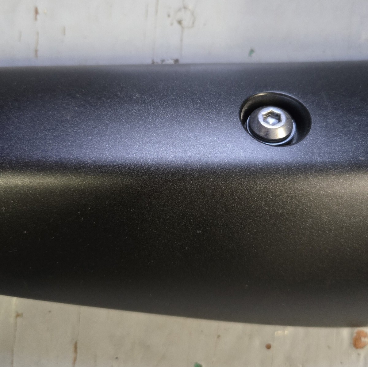 OEM KAWASAKI ZX10R / ZX1000 2007 RH SILENCER HEAT GUARD 55020-0263