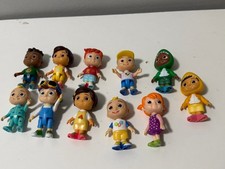 CoComelon Friends  Family Figure Set - 11 figures