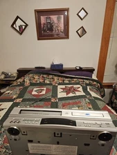 PANASONIC VHS/DVD RECORDER MODEL#PV-04752 NO REMOTE, NO AV CORDS, TESTED.