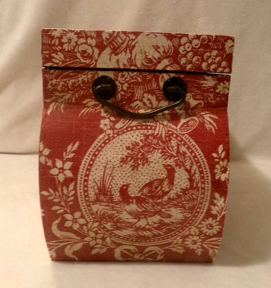 SOLID WOOD BOMBAY STYLE KEEPSAKE BOX w/HINGED LID, OIL RUBBED BRONZE HARDWARE - Image 4 of 4