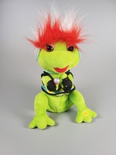 Gemmy Frogz Rock It, Rap It, Ribbit Dances to "Party Started" Punk 80's Works