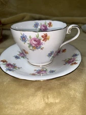 Aynsley England Bone China Tea Cup and Saucer Set