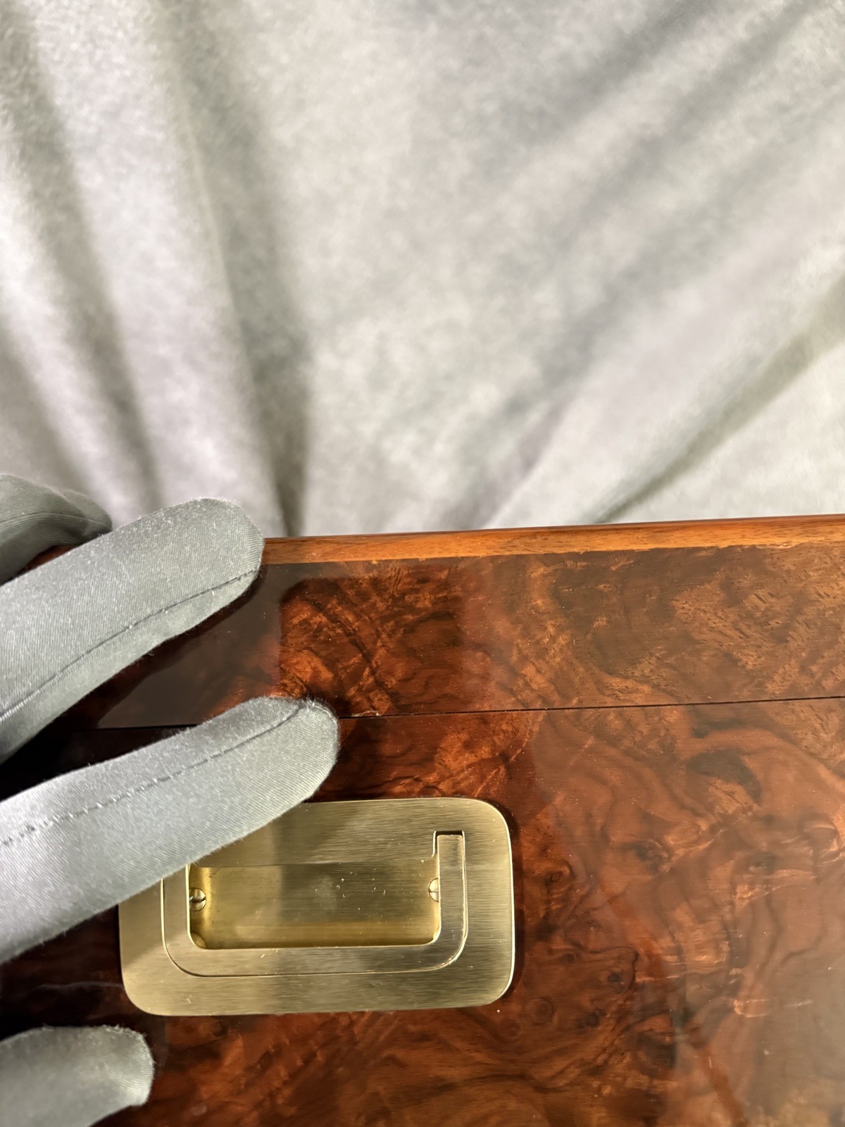 Elie Bleu Walnut Burl 200 Cigar Humidor - Beautiful vintage Box - Preowned 