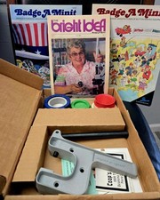 Badge-A-Minit Button Maker Kit with Instructions and Accessories