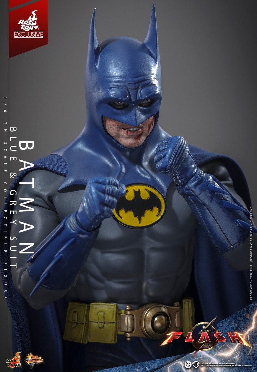 In Stock New Hot Toys MMS834 The Flash 1/6 Batman (Blue&Grey Suit