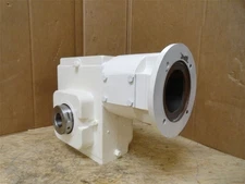 251128 New-No Box; Winsmith E35CDSM Gear Speed Reducer; 15:1 Ratio; RA; 7.5HP