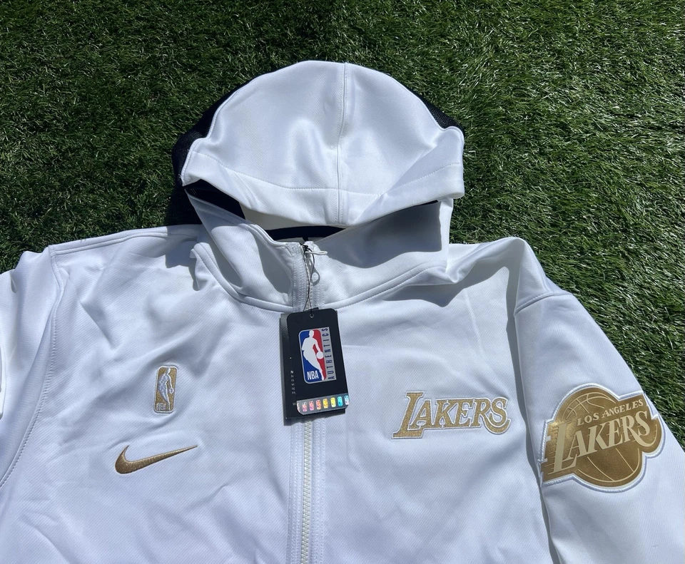 LOS ANGELES LAKERS SHOWTIME "ROPHY RING BANNER" TALLA XL NIKE NBA CHAMPIONS 2020 Foto 2 de 4
