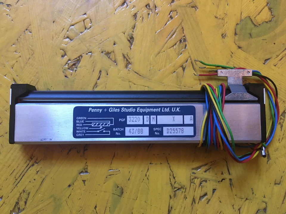 PENNY & GILES Fader PGF3220 D/M/X/A ,  100mm, unbenutzt/neuwertig ohne Kappe