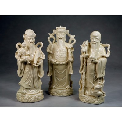 Blanc de Chine Fu, Lu und Shou Sanxing Feng Shui Porzellan Figuren Set aus China