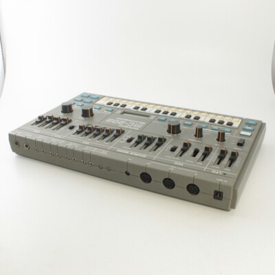 Roland MC-202 Micro Composer Synthesizer Good | eBay