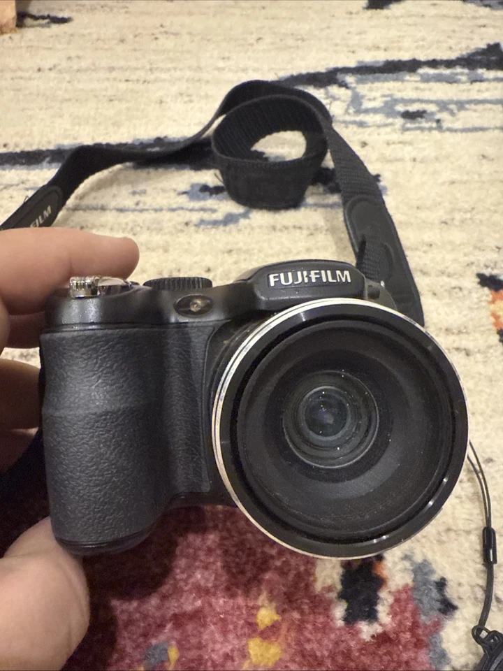 Fujifilm FinePix S1600, photo 2 of 5