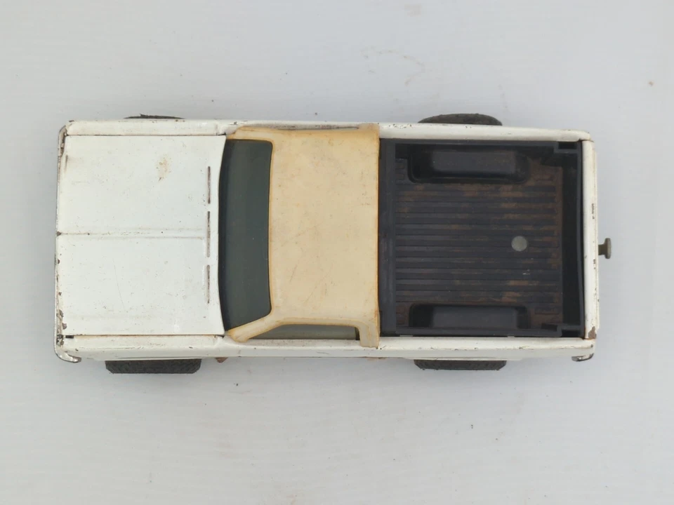 Camioneta pickup vintage ertl chevy k5 carrocería cuadrada blanca joie chitwood thrill show Foto 3 de 4