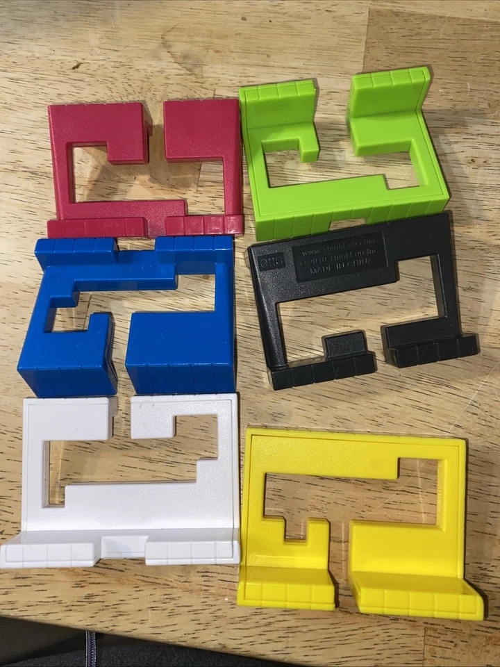 ThinkFun Zig Zag Knot Brainteaser Challenge Ages 8 to Adult NEW - Image 3 of 4