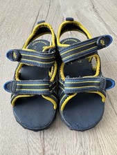NIB Stride Rite Water Sandals Sharkie M2P Navy Blue Yellow Size US 10W