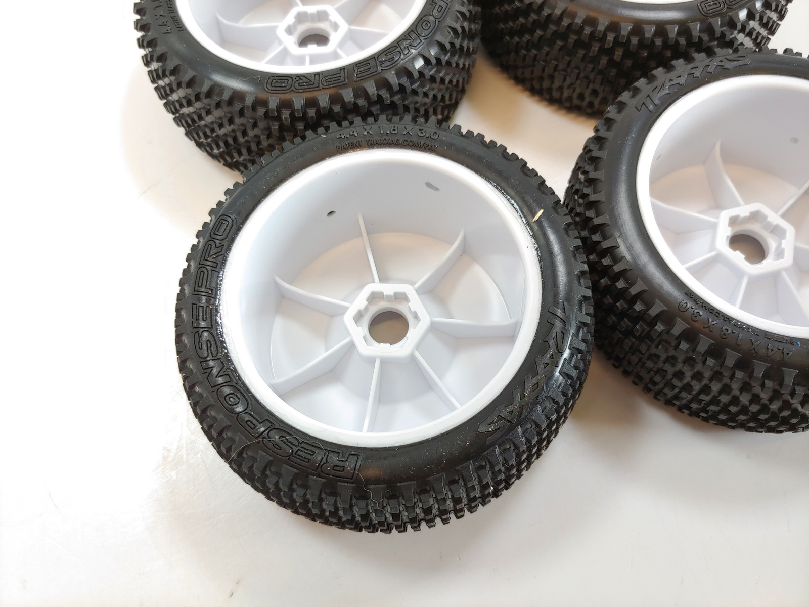 NEW: 4x Traxxas Response Pro 1/8 Buggy Wheels & Tires from Jato 4x4 VXL 17mm Hex
