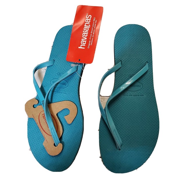 womens light blue flip flops