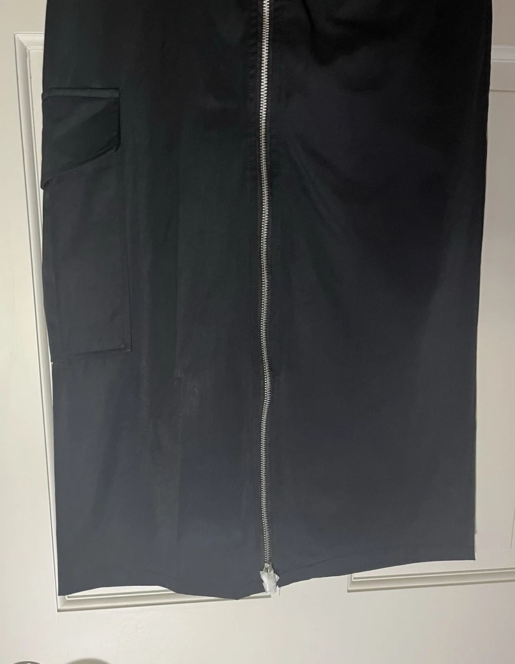 NUEVO CON ETIQUETAS Zara Falda Midi de Nailon con Cremallera Bolsillo Carga Negra Para Mujer Talla XS Foto 2 de 4