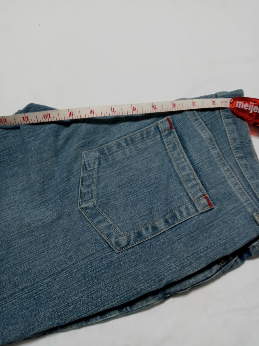 Capri femme MOSSIMO MOSSISSUE 5 poches coupé en denim bleu