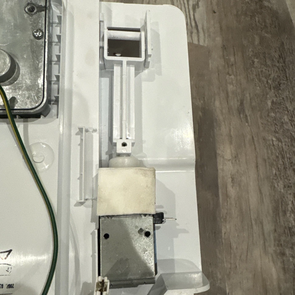 Kenmore LG Refrigerador Barrena Motor Parte # 4681JB1036D#M03 Foto 3 de 4