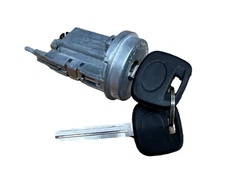 2004-2006 XB XA IGNITION LOCK CYLINDER SWITCH 2 KEYS NEW 69057-52440