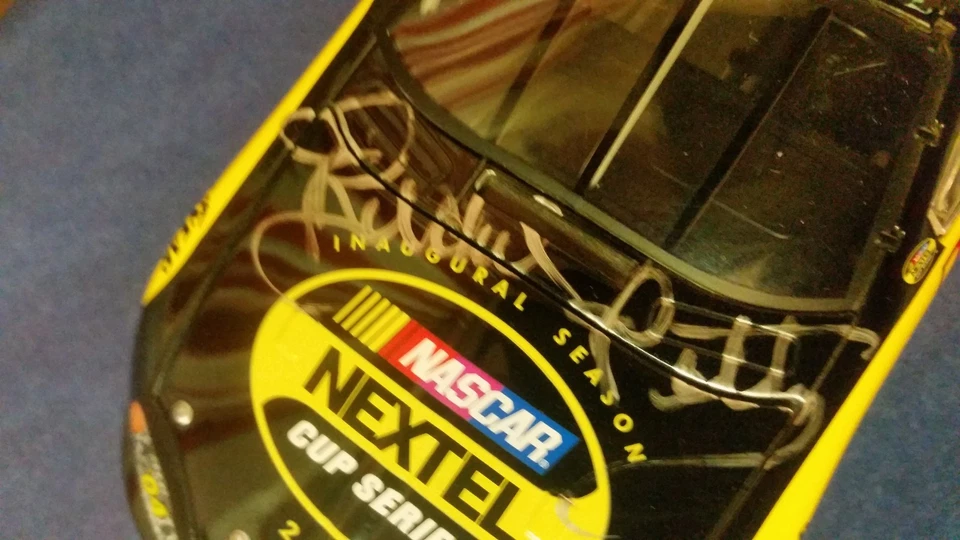 RICHARD PETTY 2004 TEMPORADA INAUGURAL METAL FUNDIDO A PRESIÓN NASCAR NEXTEL AUTÓGRAFO  Foto 2 de 4