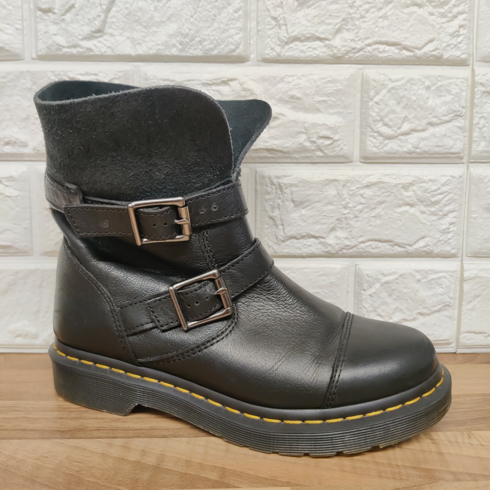 DR Martens Kristy Slouch Biker in Pelle Nera Fibbia Misura UK 5 EU 38