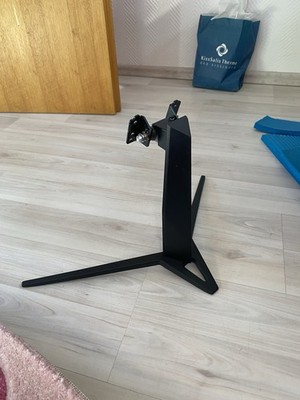 Monitorständer VESA (75x75 / 100x100)   stabil, guter Zustand
