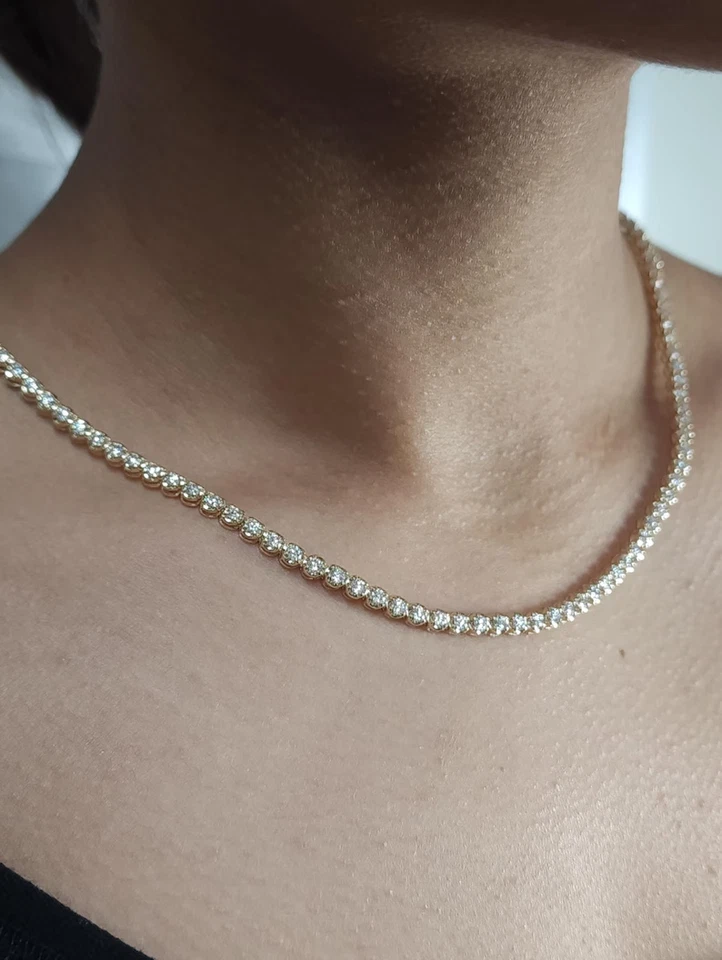 Gargantilla de tenis de 6 quilates con diamantes naturales de oro amarillo de 14 quilates de 17 pulgadas sobre Buttercup Foto 3 de 3