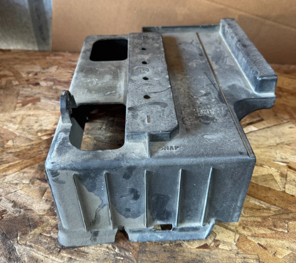 Cubierta de batería diésel Powerstroke 6,0 L para camioneta Ford F350 Super Duty 2003-2007 Foto 3 de 4