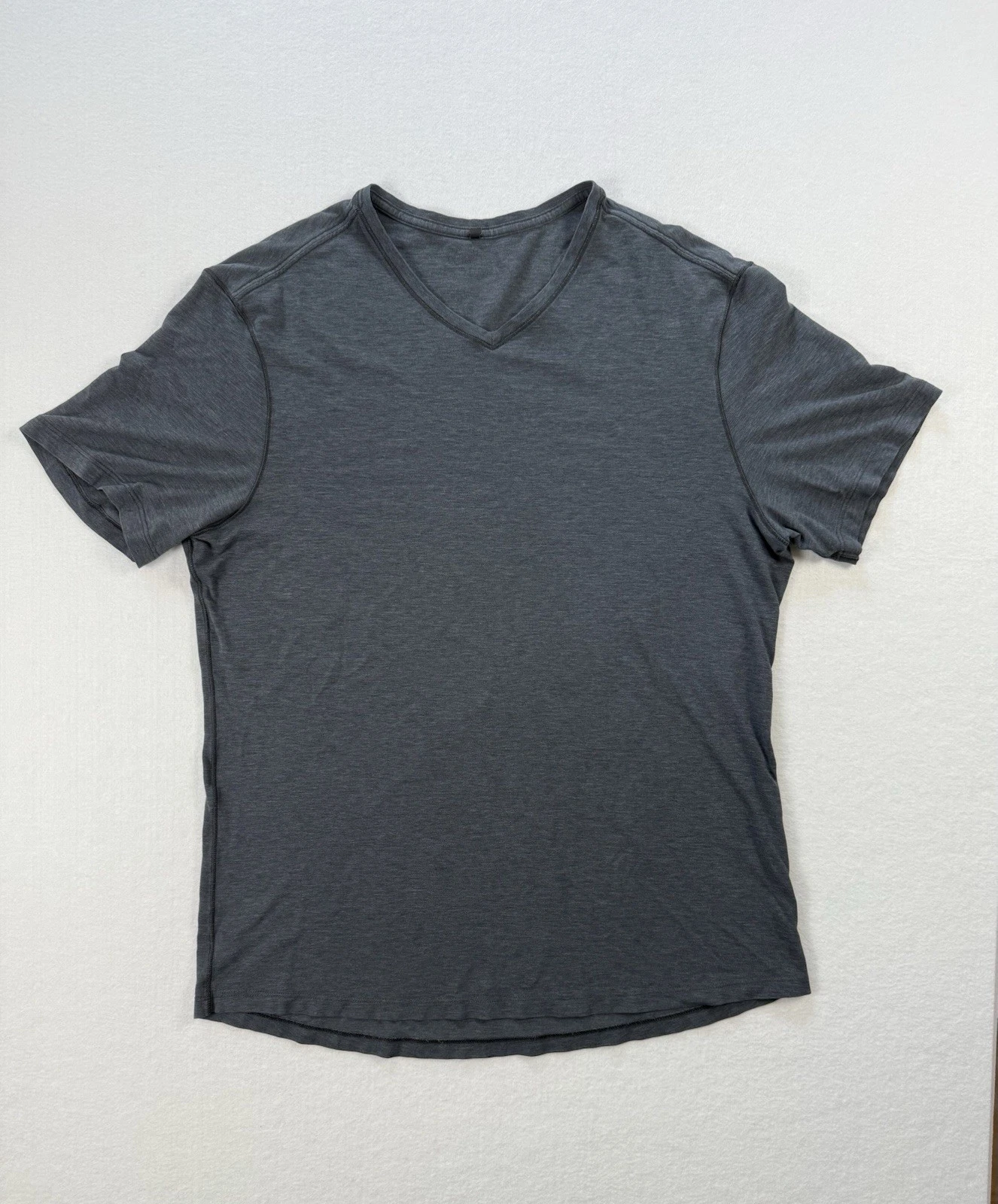 Lululemon Shirt Mens Small V Neck T Shirt Blue Training Metal Vent