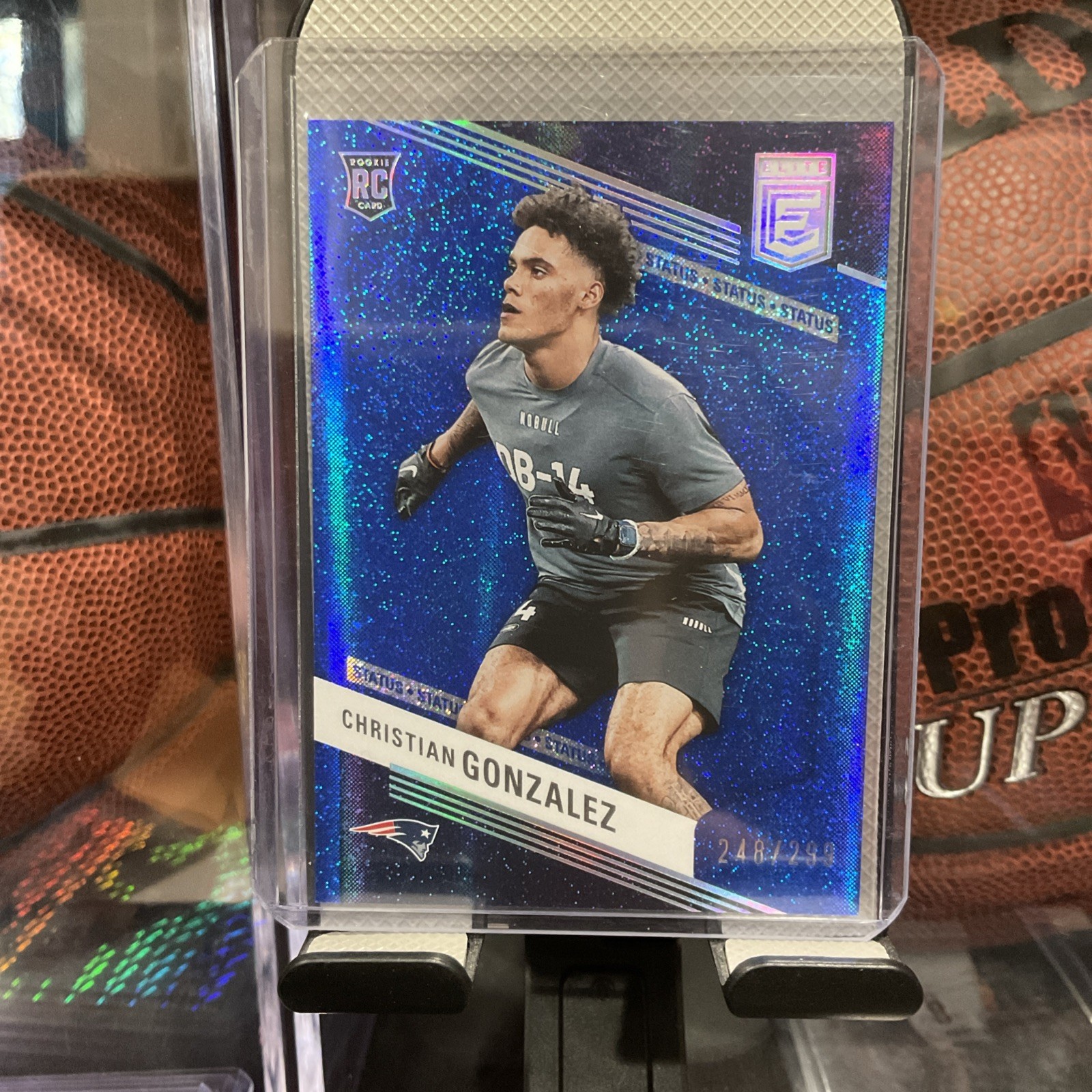 2023 Panini Donruss Elite - Rookies Christian Gonzalez #120 Status Sparkle /299