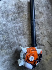 STIHL BG 86 petrol handheld leaf blower.