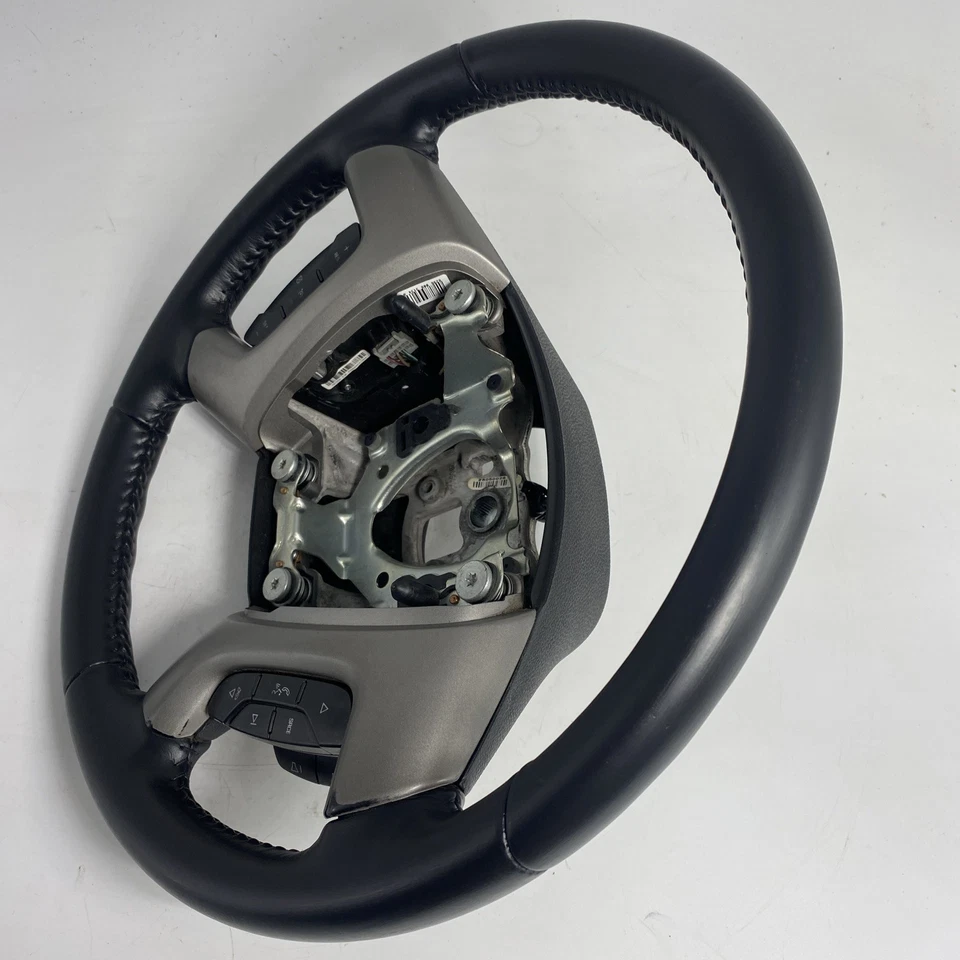 Chevrolet GMC Tahoe Yukon silverado Steering Wheel Black Ebony leather 07-14 oem - Image 2 of 4