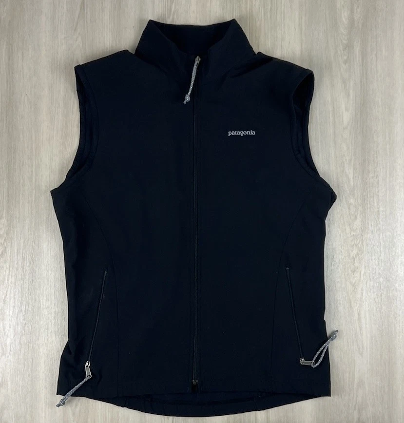 Patagonia Adze Vest Mens Medium Black Softshell Full Zip Polartec Hiking Camping
Opens in a new wind