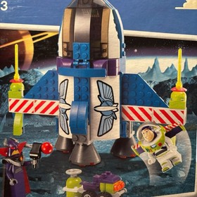 LEGO 7593 Toy Story Buzz&rsquo;s Star Command Spaceship 257 Pieces NEW Sealed Retired 