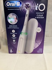 Oral-B iO Perfect Clean  Whiten Rechargeable Electric Toothbrush, 1-pack