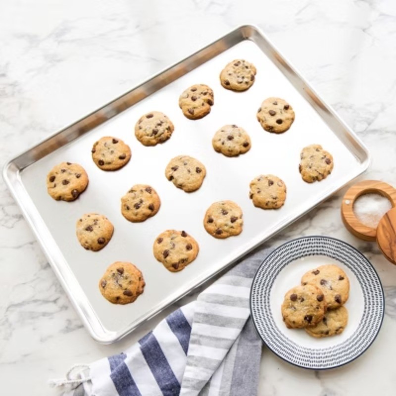 Nordic Ware Naturals Jumbo Cookie Sheet: Aluminum Baking Pan 21x15x1