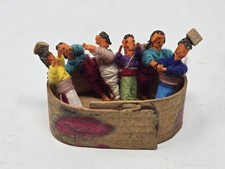 6 Vintage 1970s Handcrafted Guatemalan Trouble / Worry Dolls in Balsa Wood Box 1