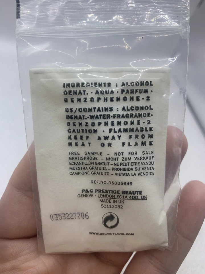 Helmut Lang Eau De Parfum 2 ml / 0,06 oz Original Bolsa con Cremallera ¡RARO COMPLETO! Mu2 Foto 2 de 3