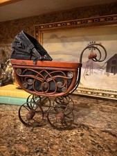 Antiker Puppenwagen Puppenwagen viktorianischer Stil Anfang 1900 Holz & Metall Buggy