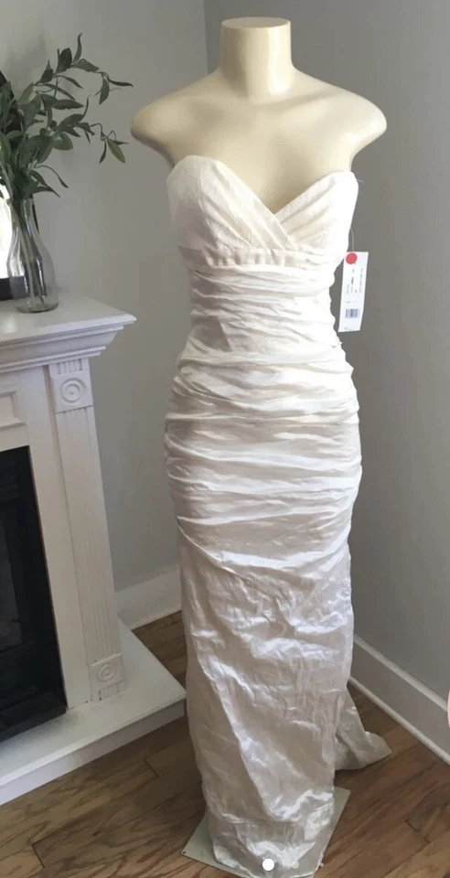 Vestido de novia Nicole Miller dama de honor marfil EA000040 Foto 4 de 4