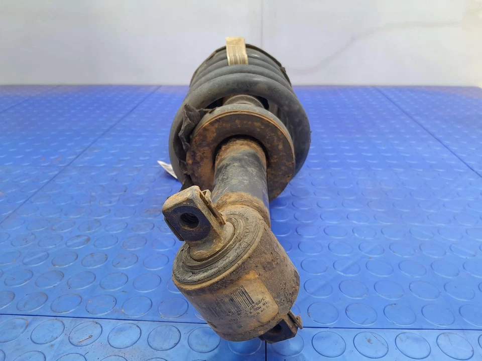 Chevy Silverado 2007-2013 montaje de puntal delantero lado del conductor izquierdo OEM 25871206 Foto 4 de 4